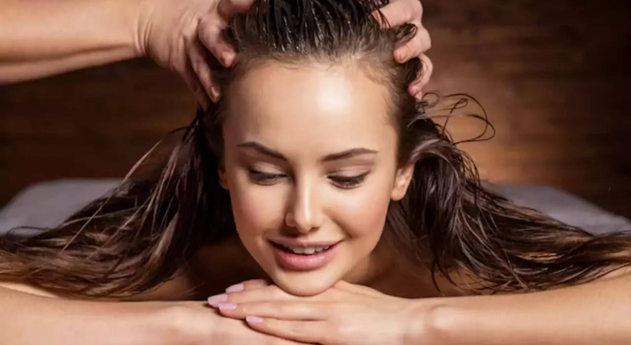Say Goodbye to Dandruff: 10 Best Hair Oils for Effective Treatment