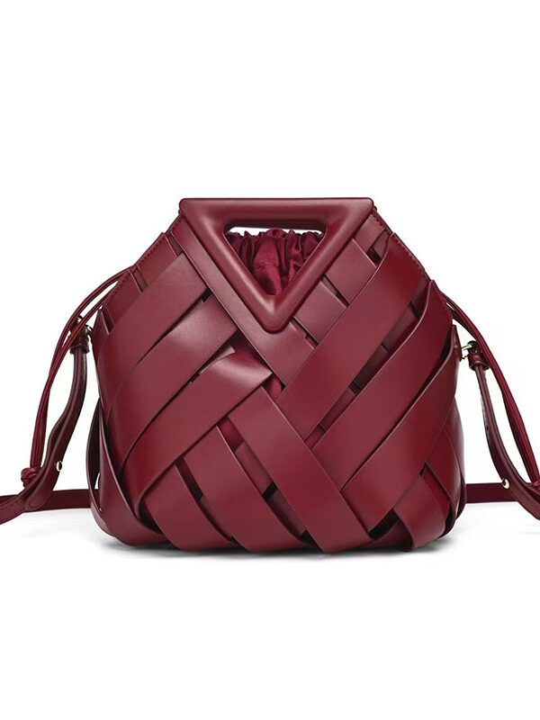 Woven Bags Are the Effortless Fashion Trend Everyone Loves Right Now