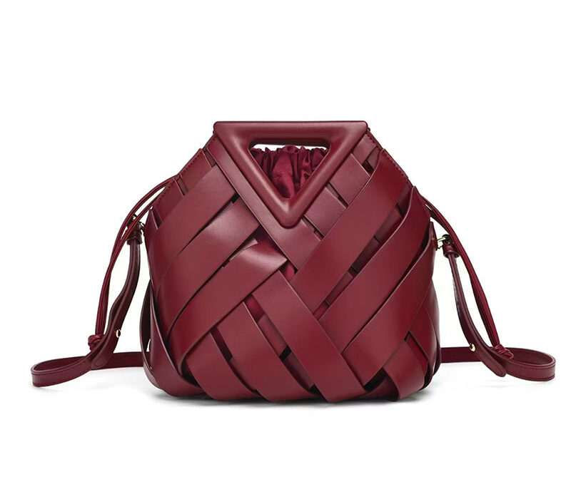 Woven Bags Are the Effortless Fashion Trend Everyone Loves Right Now